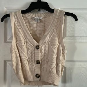 Women’s sweater vest